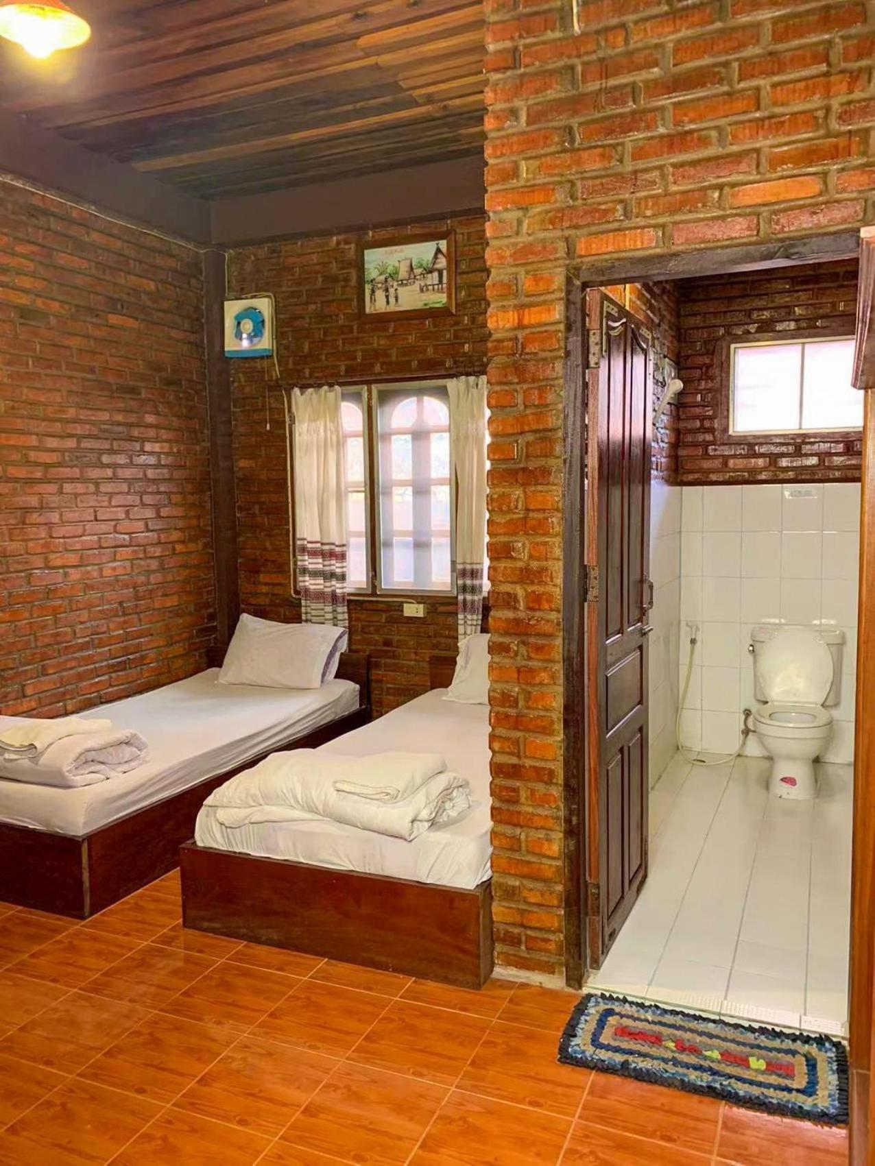 Zuela Guesthouse หลวงน้ำทา ภายนอก รูปภาพ
