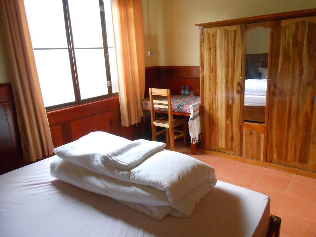 Zuela Guesthouse หลวงน้ำทา ห้อง รูปภาพ