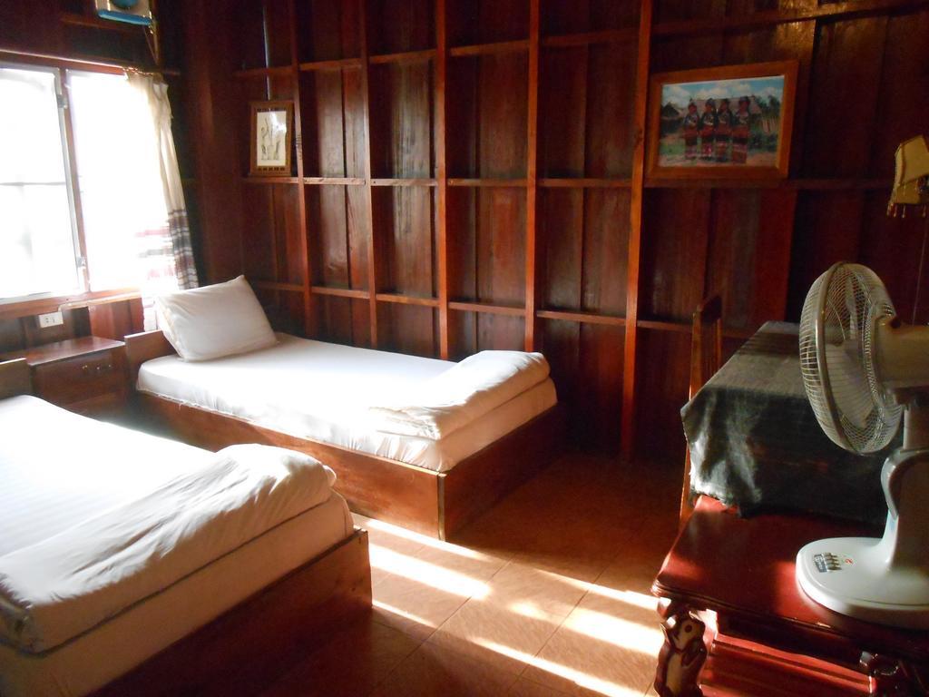 Zuela Guesthouse หลวงน้ำทา ภายนอก รูปภาพ