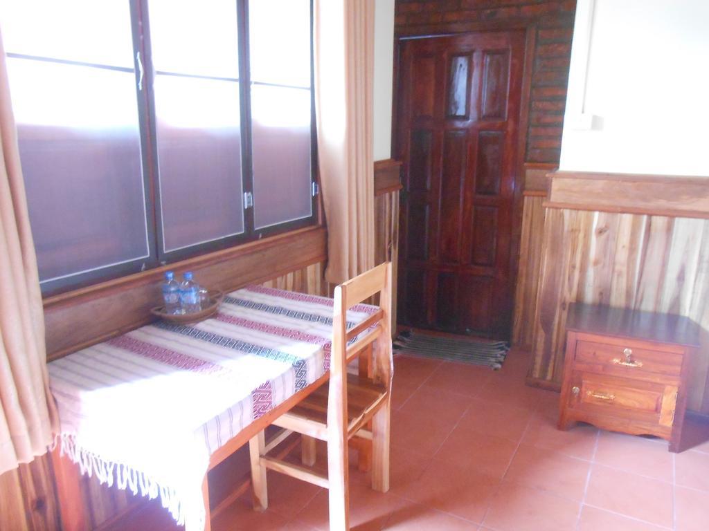 Zuela Guesthouse หลวงน้ำทา ห้อง รูปภาพ