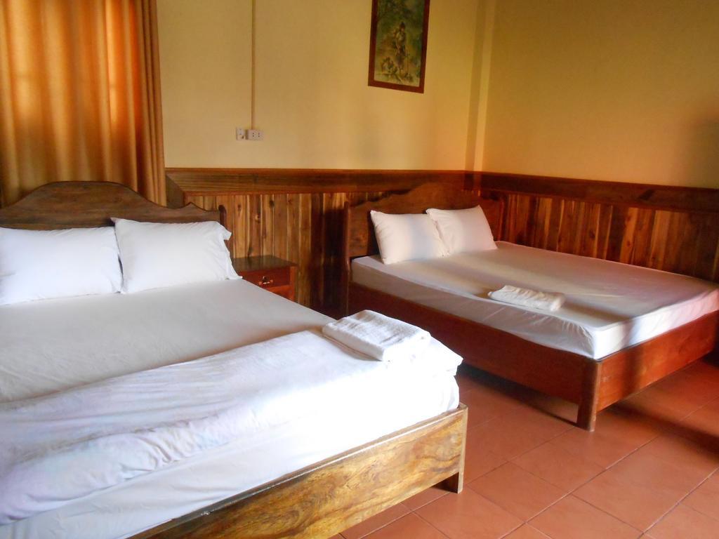 Zuela Guesthouse หลวงน้ำทา ห้อง รูปภาพ