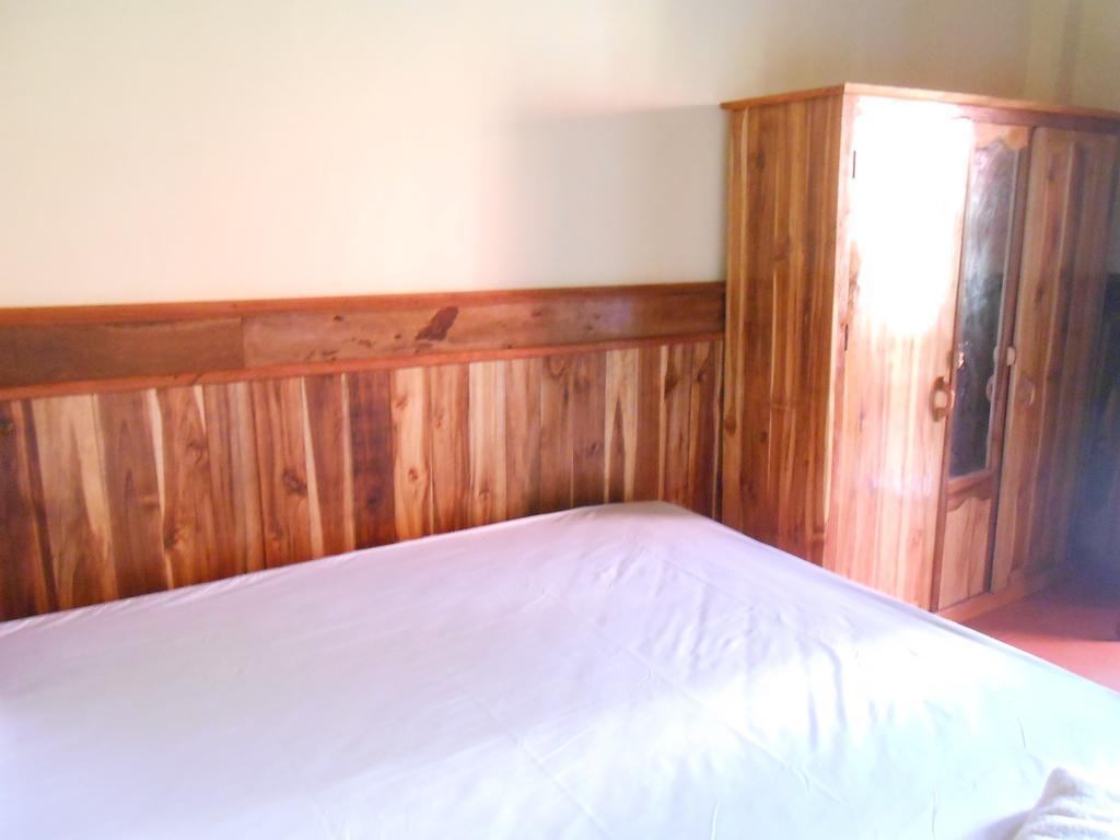 Zuela Guesthouse หลวงน้ำทา ภายนอก รูปภาพ
