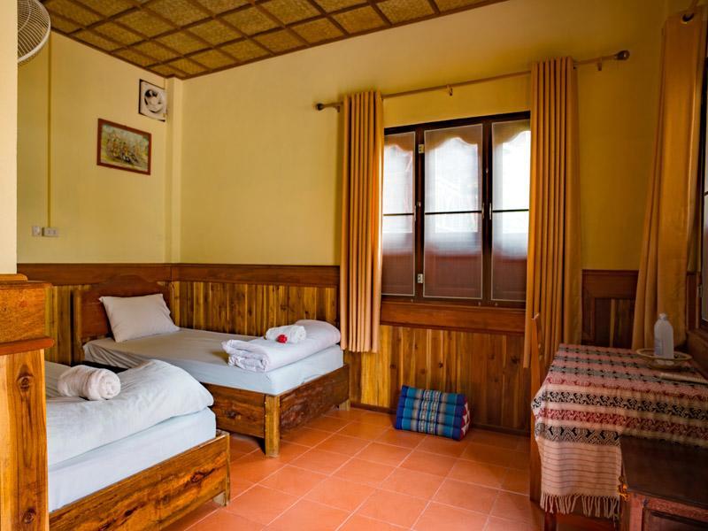 Zuela Guesthouse หลวงน้ำทา ภายนอก รูปภาพ