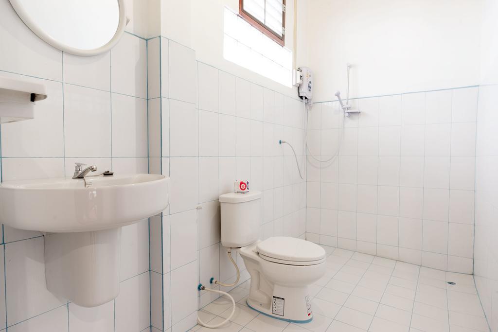 Zuela Guesthouse หลวงน้ำทา ภายนอก รูปภาพ